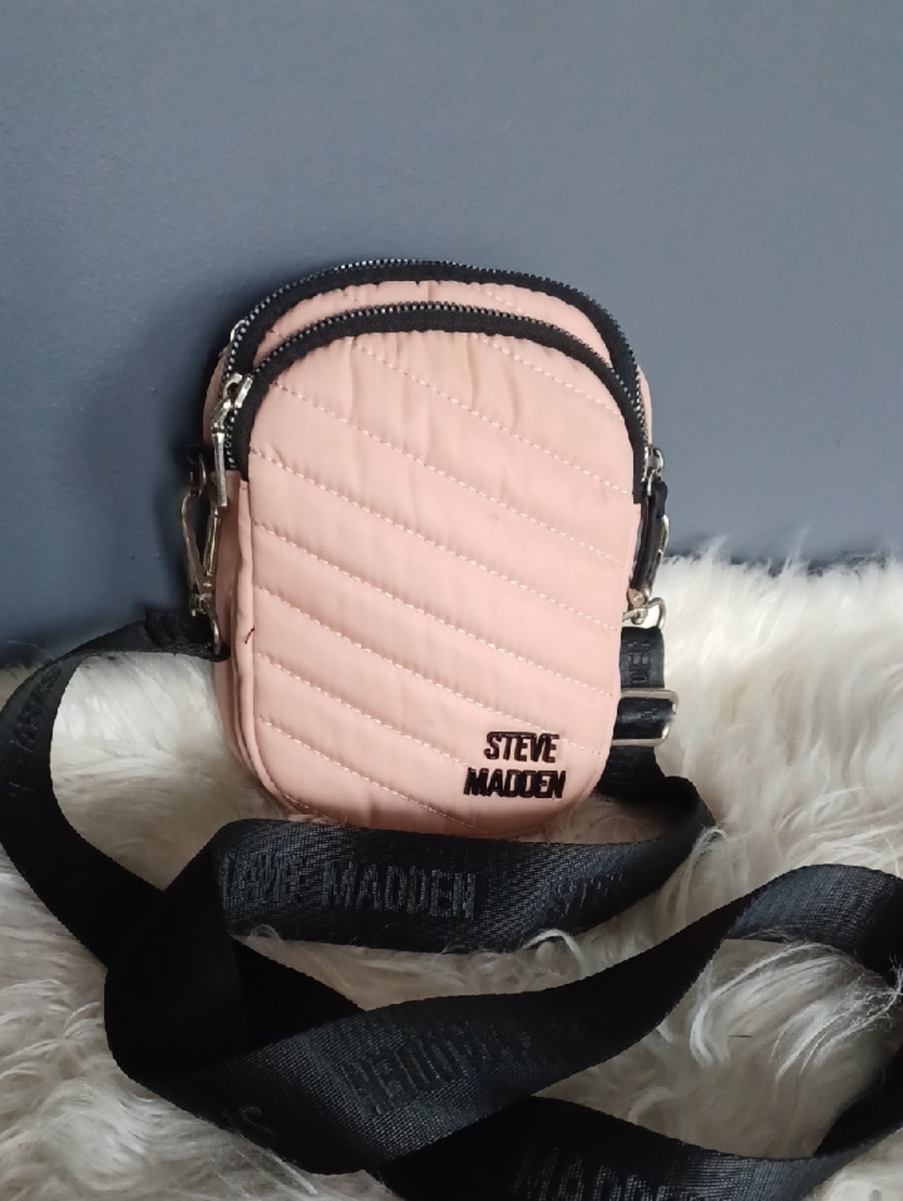 Steve Madden Chest Bag/ Crossbody